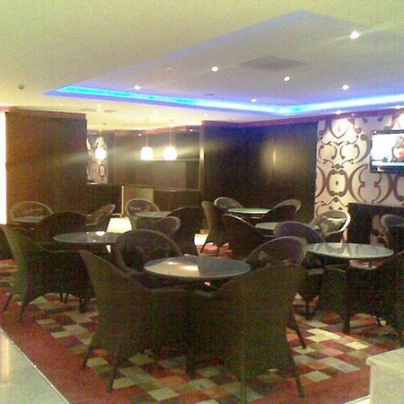 Crom Express Airport Hotel - Jeddah Exterior photo